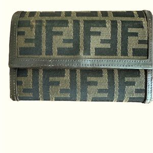 Fendi authentic wallet